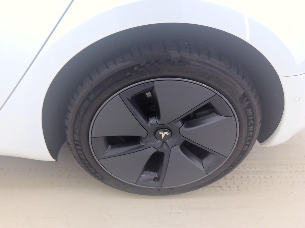 Foto 13 van Tesla Model 3