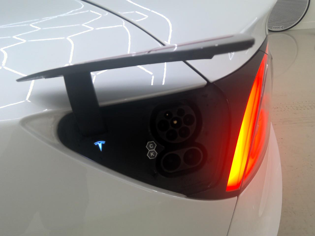 Foto 14 van Tesla Model 3