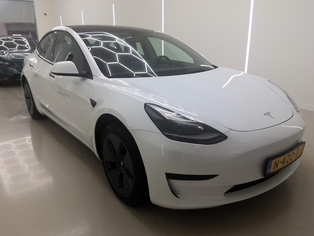 Foto 7 van Tesla Model 3