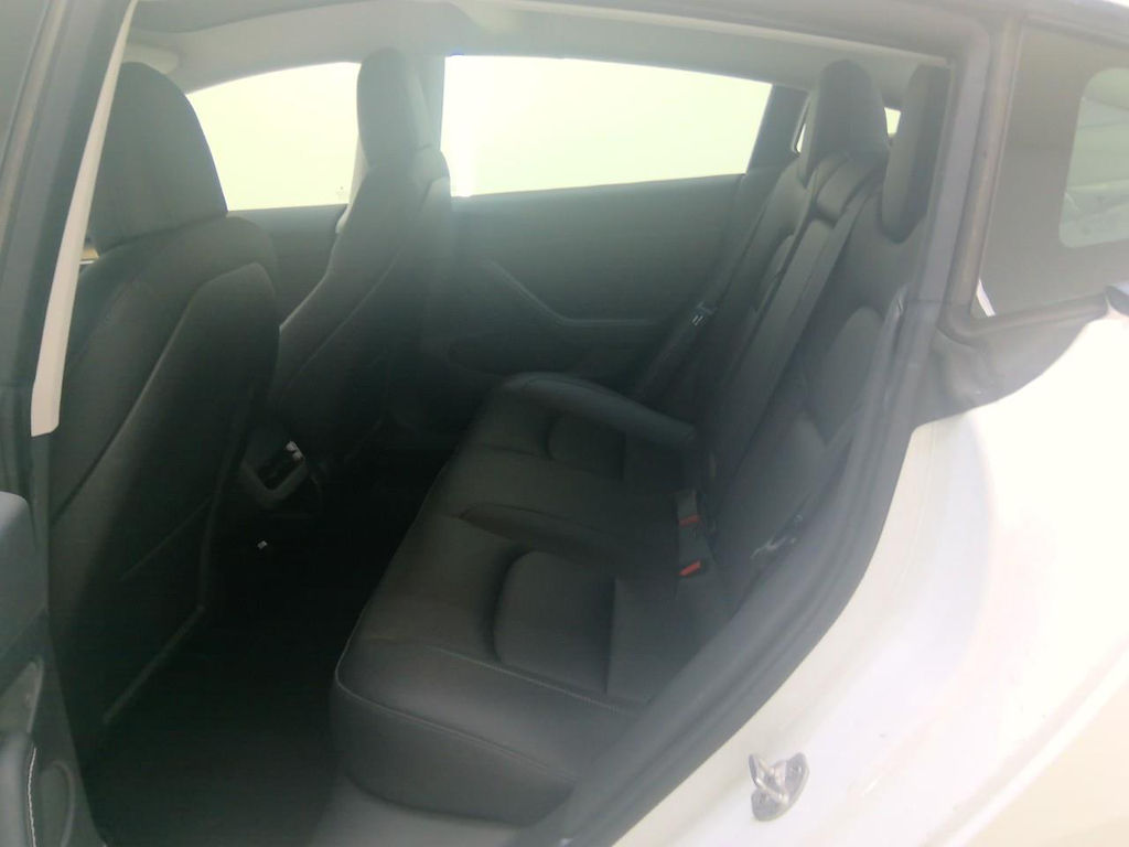 Foto 9 van Tesla Model 3