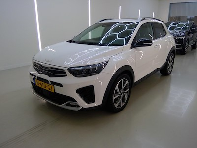 Kaufe KIA Stonic bei Ayvens Carmarket