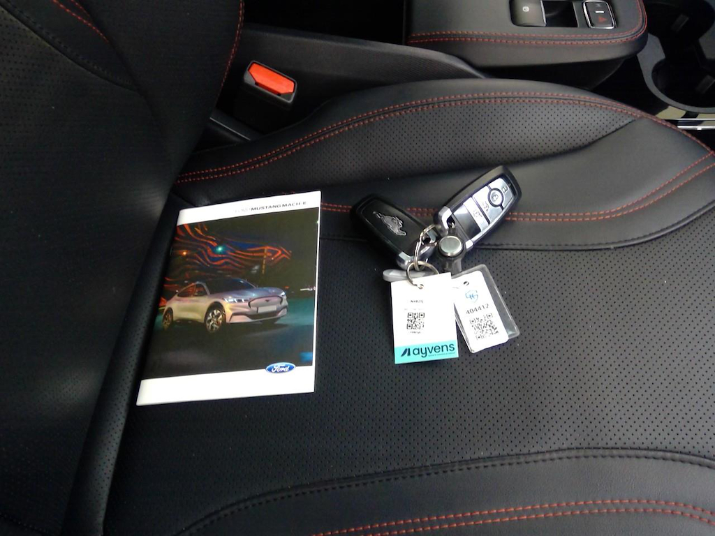 Foto 14 van Ford Mustang
