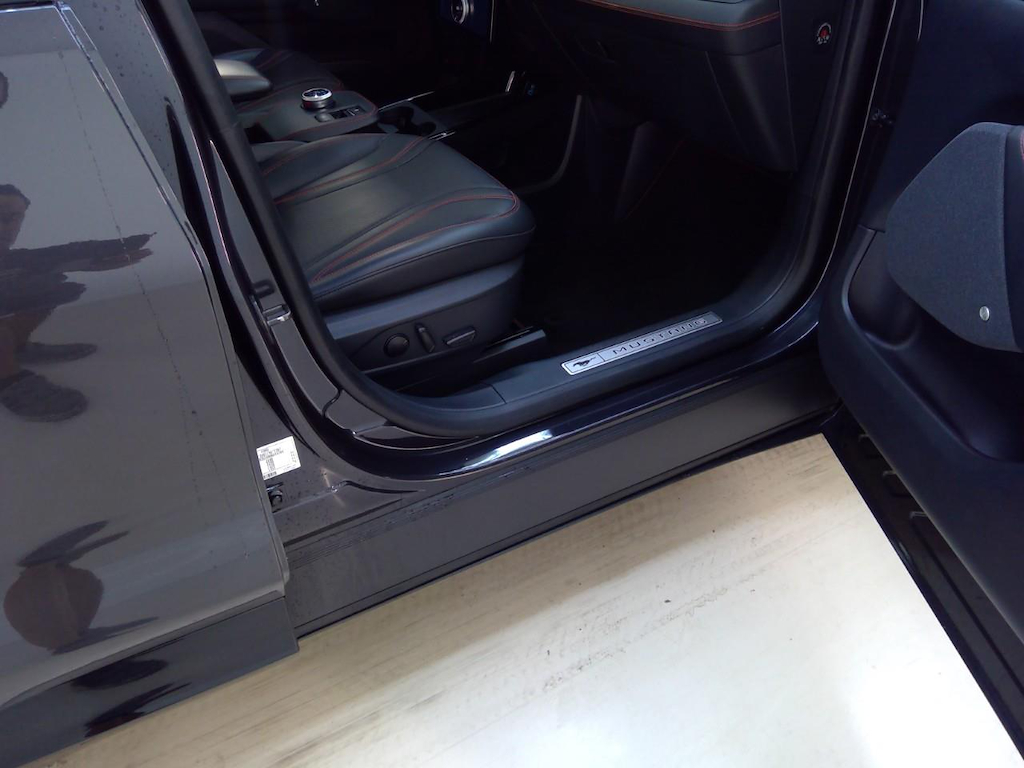 Foto 33 van Ford Mustang