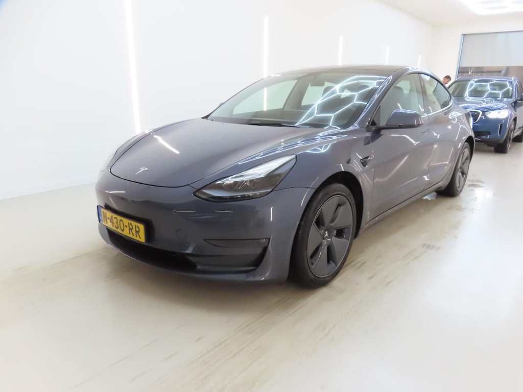 Foto 2 van Tesla Model 3