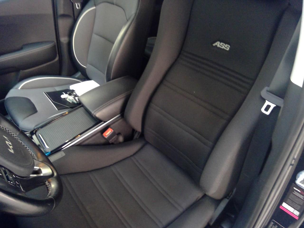 Foto 22 van Kia Niro