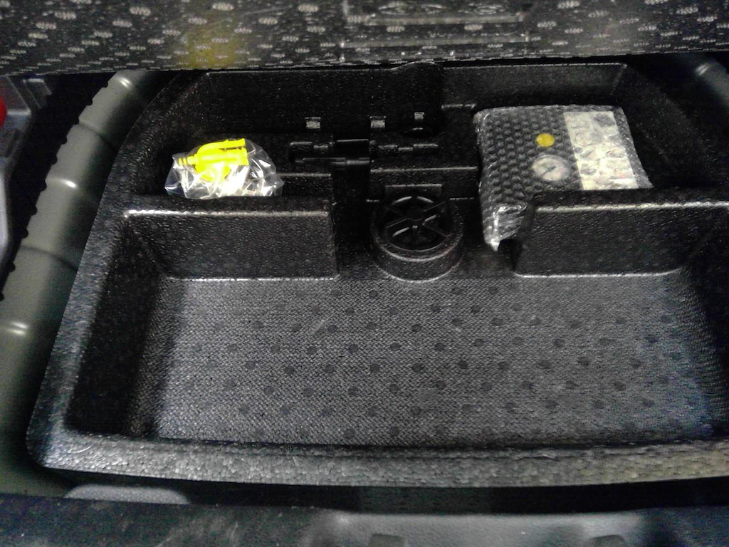 Foto 11 van Kia Niro