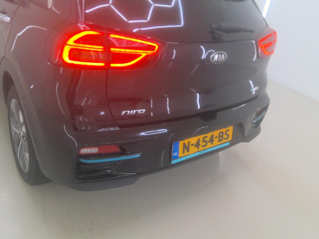 Foto 27 van Kia Niro