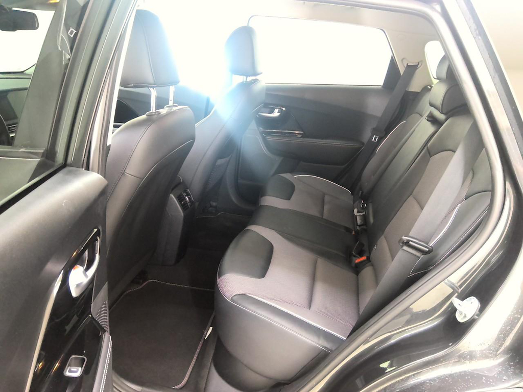 Photo 8 of Kia Niro