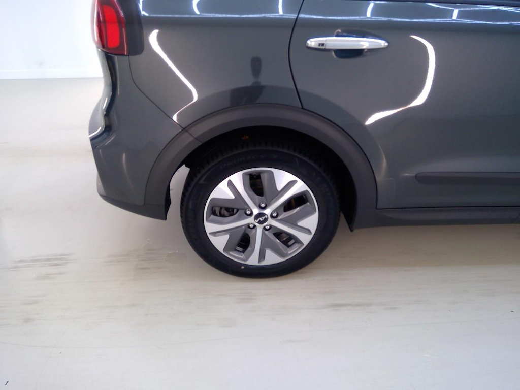 Foto 25 van Kia Niro