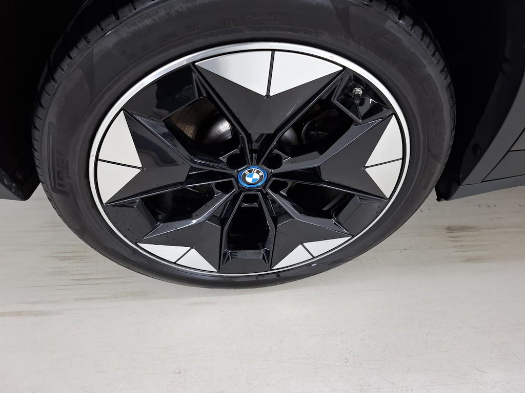 Foto 14 van BMW ix3