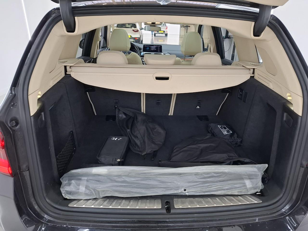 Foto 10 van BMW ix3