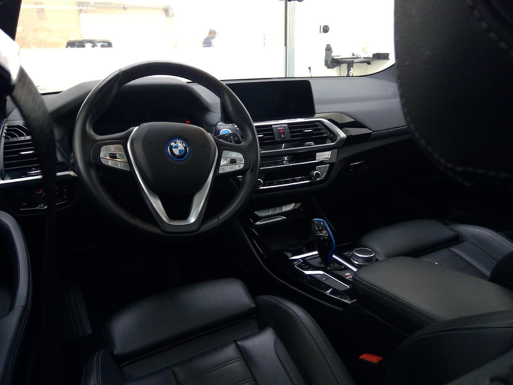 Foto 4 van BMW ix3