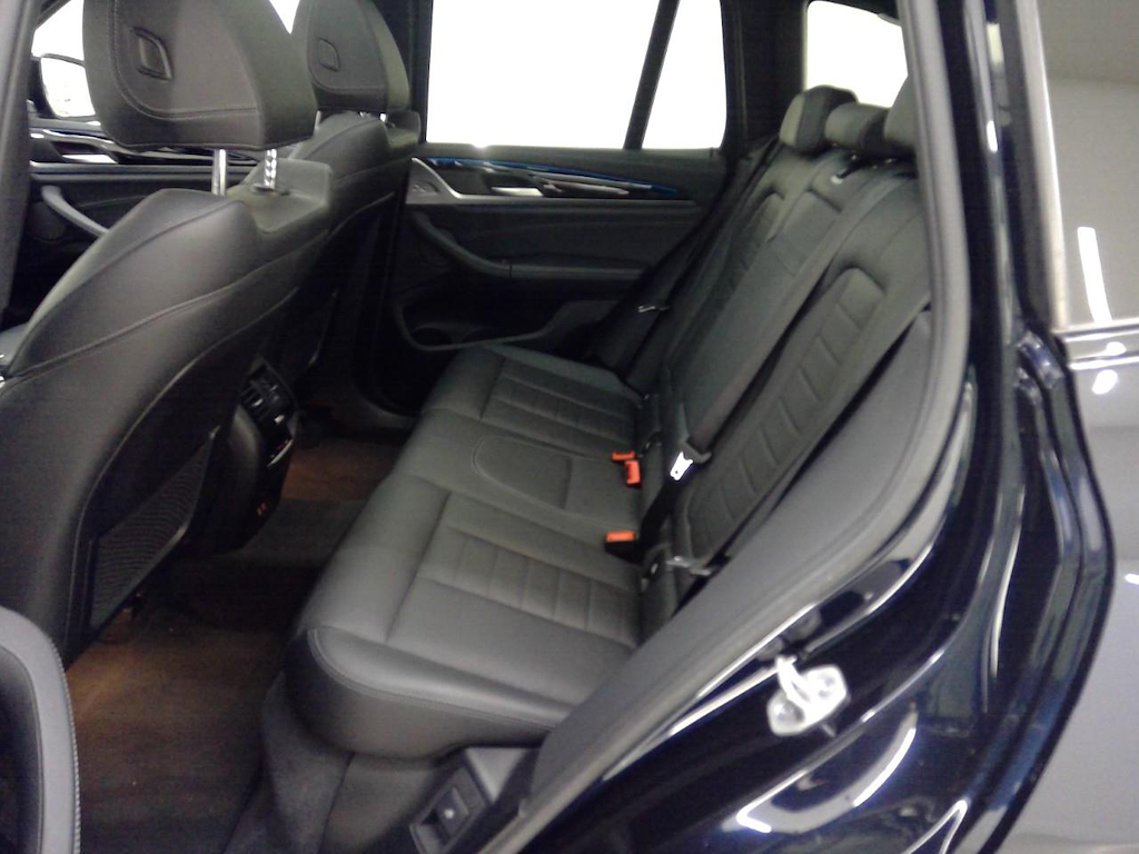 Foto 9 van BMW ix3