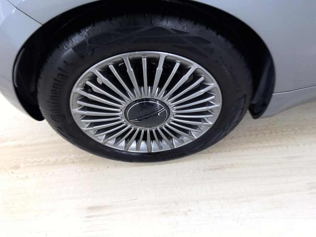 Foto 13 van Fiat 500-e