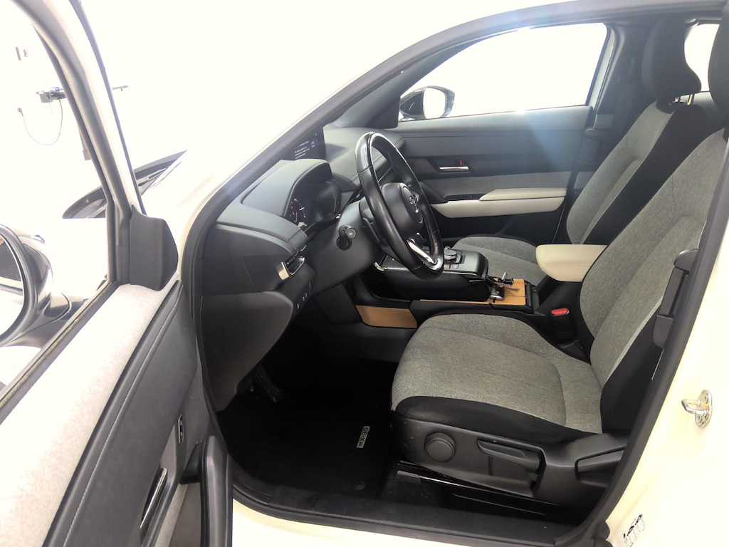 Foto 8 van Mazda MX-30