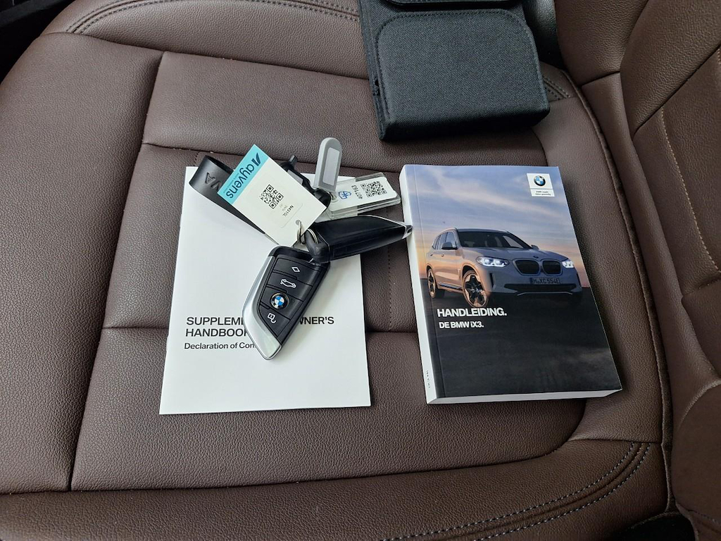 Foto 14 van BMW ix3