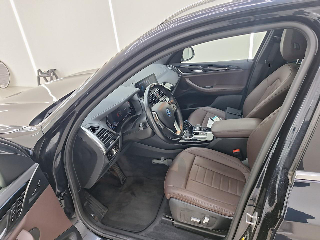 Foto 7 van BMW ix3