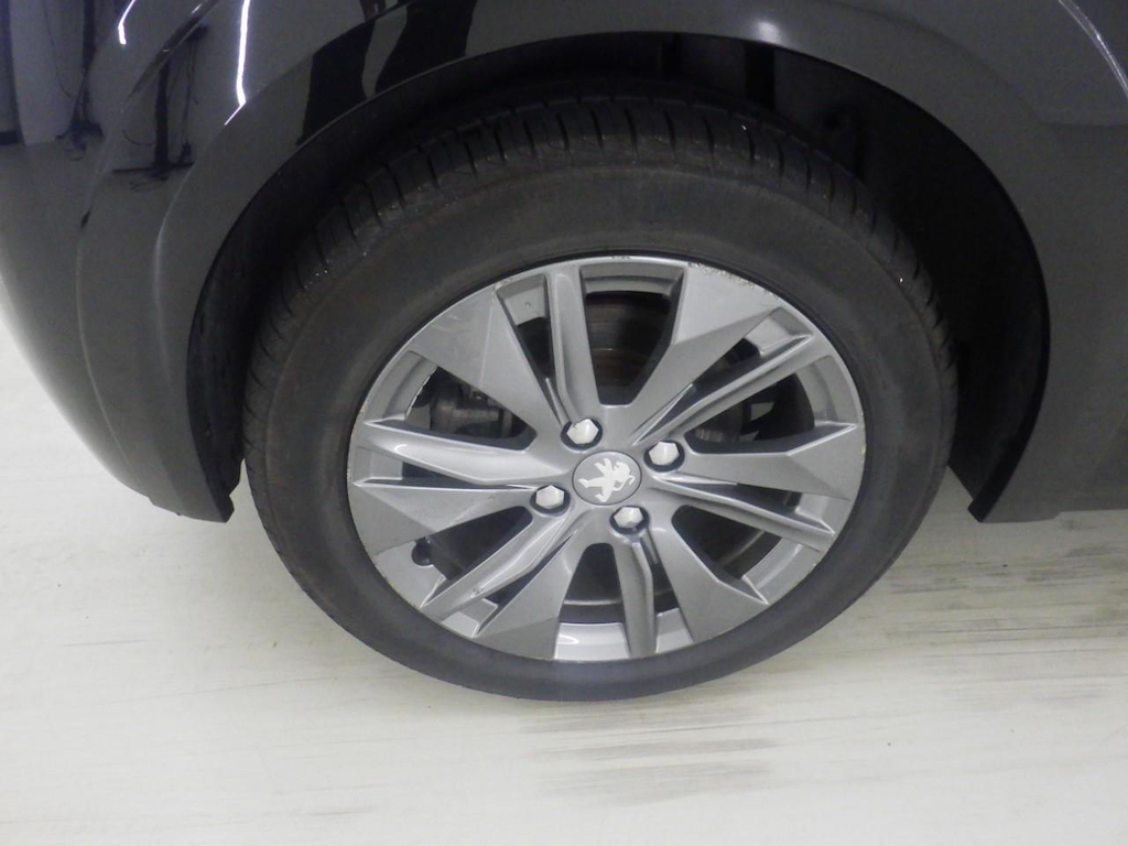 Foto 10 van Peugeot E-208