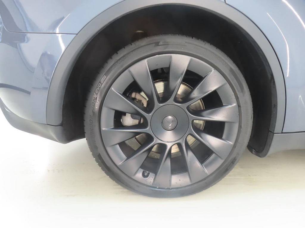 Foto 10 van Tesla Model Y