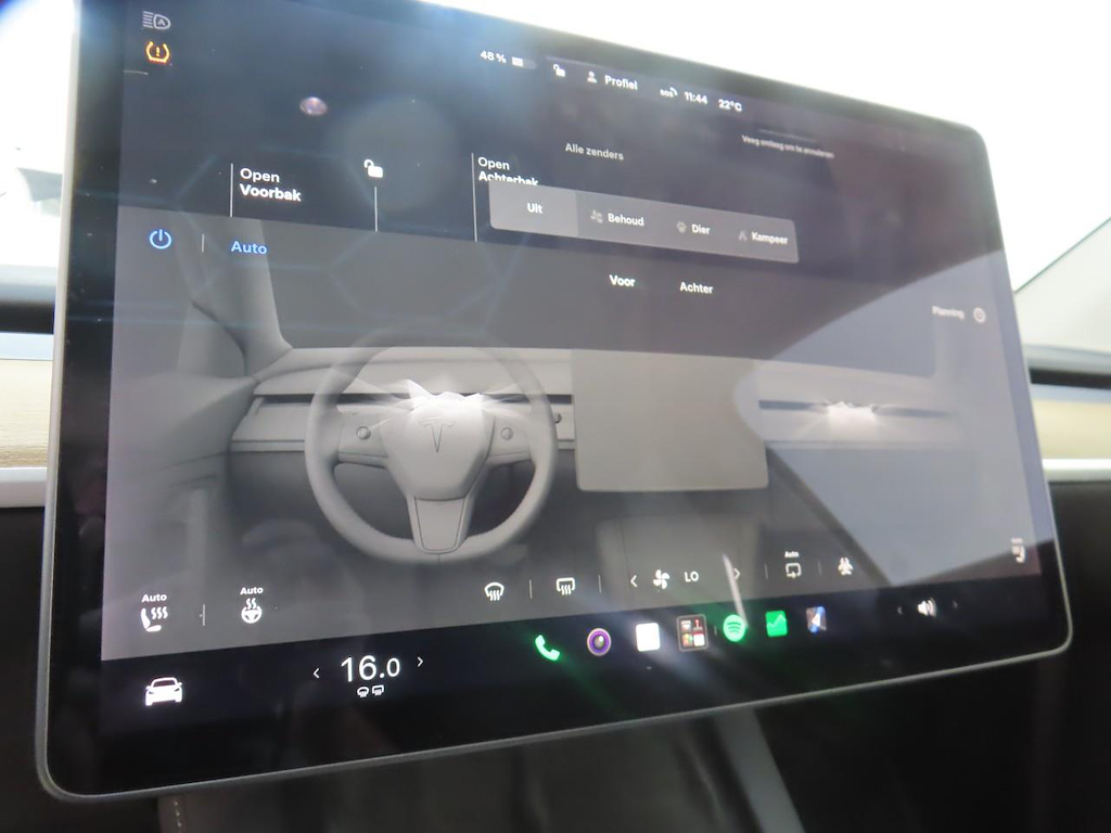Foto 18 van Tesla Model Y