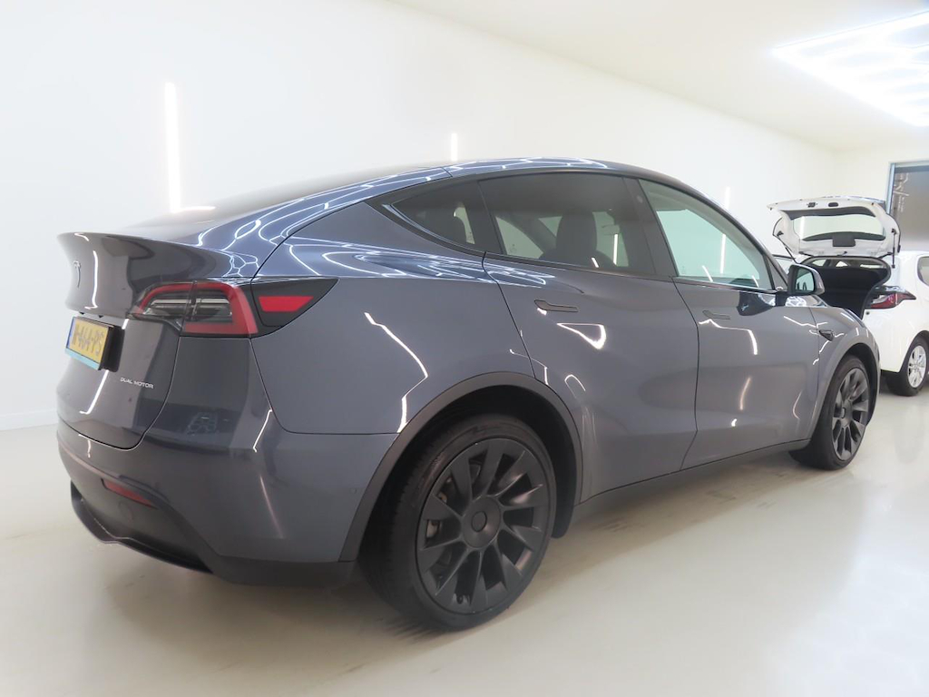 Foto 3 van Tesla Model Y