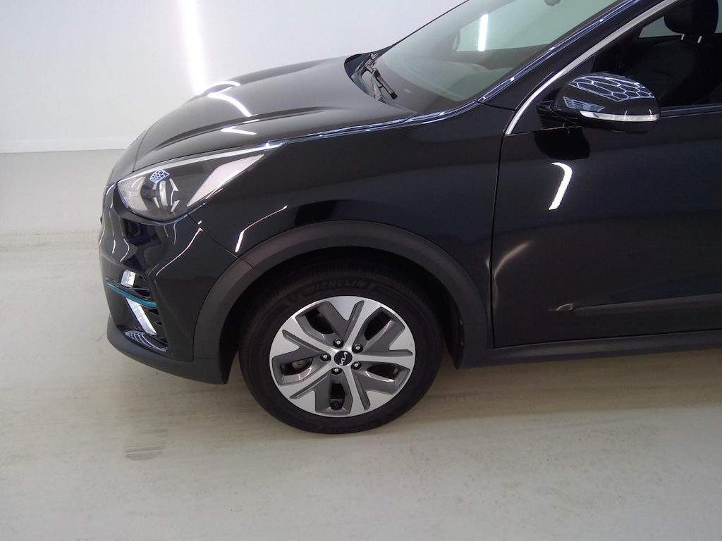 Foto 25 van Kia Niro