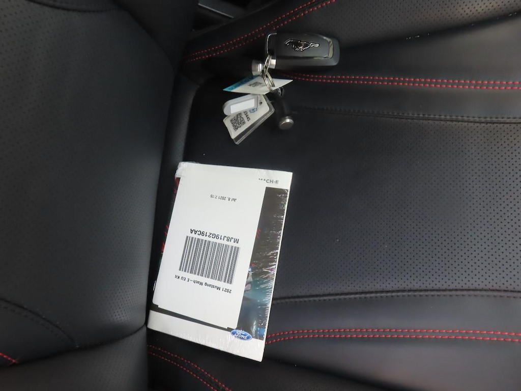 Foto 15 van Ford Mustang
