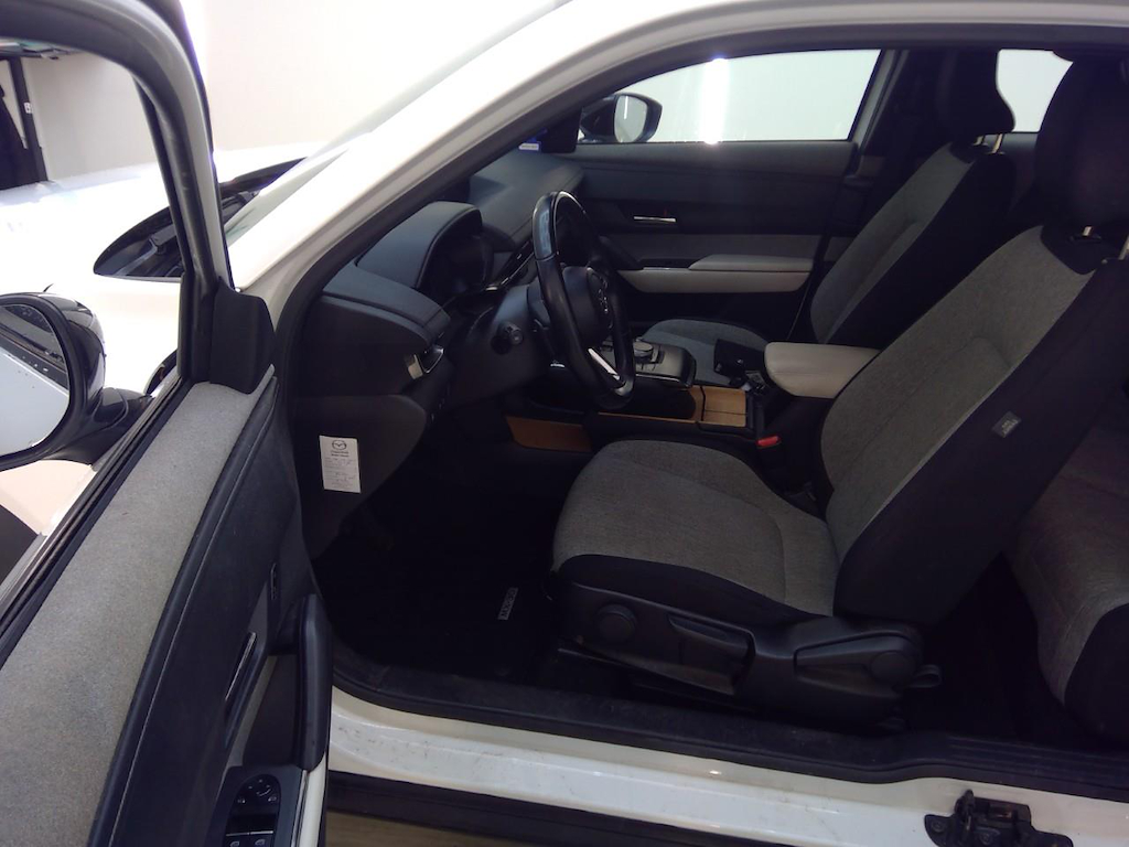 Foto 8 van Mazda MX-30