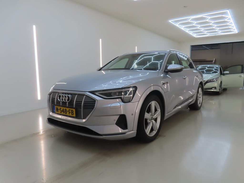 Foto 2 van Audi e-tron