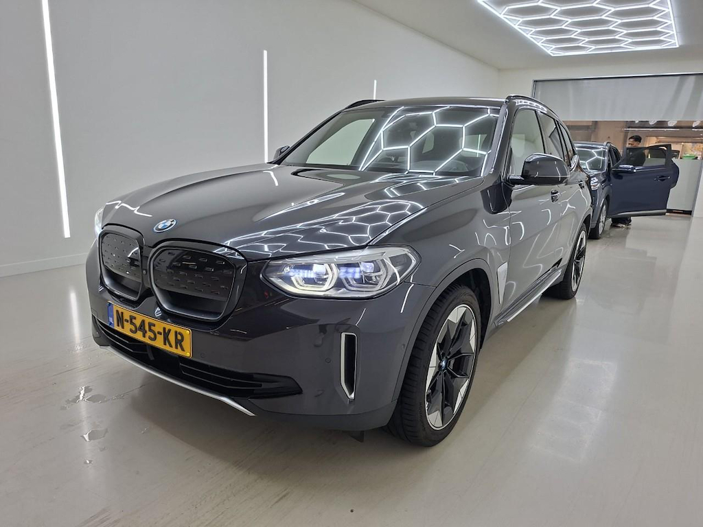 Foto 2 van BMW ix3