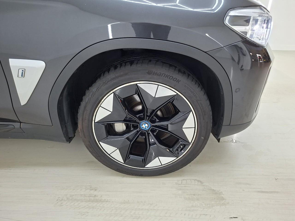 Foto 20 van BMW ix3