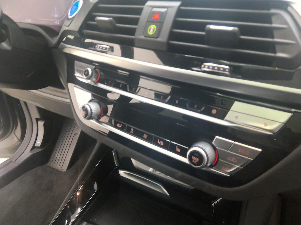 Foto 20 van BMW ix3