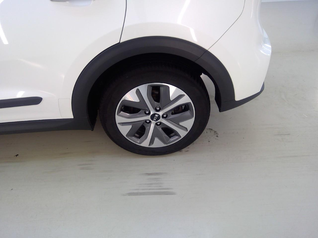 Foto 27 van Kia Niro