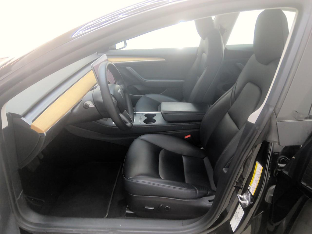 Foto 8 van Tesla Model 3