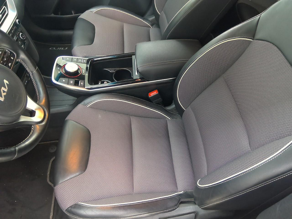 Foto 25 van Kia Niro