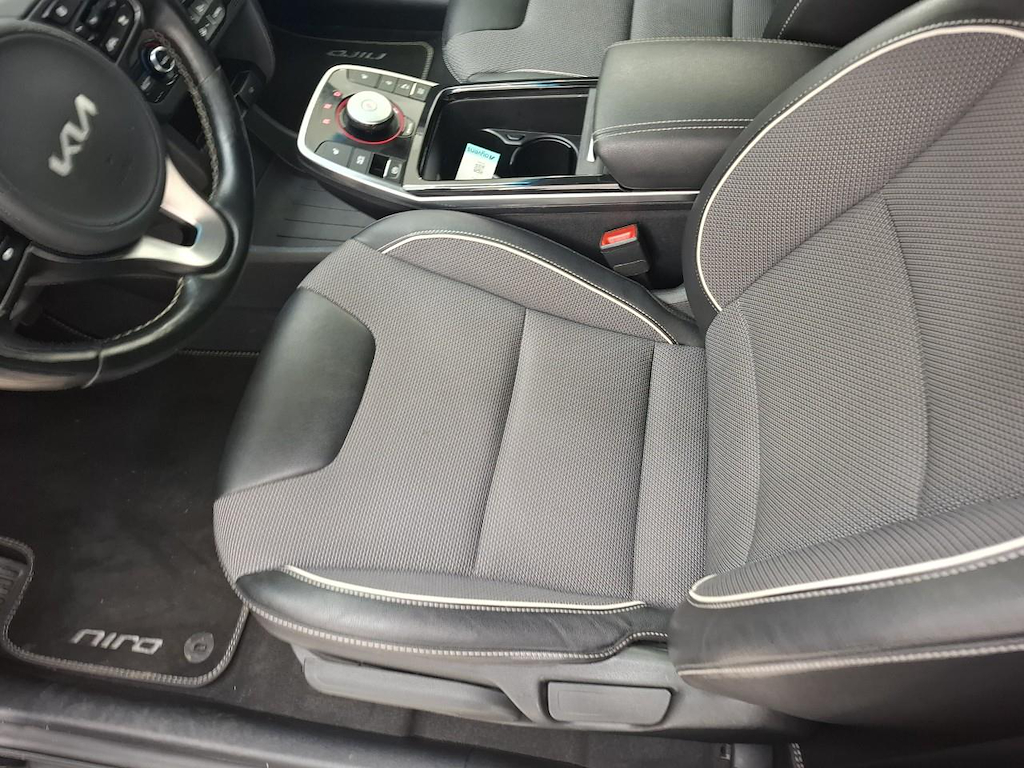 Foto 30 van Kia Niro