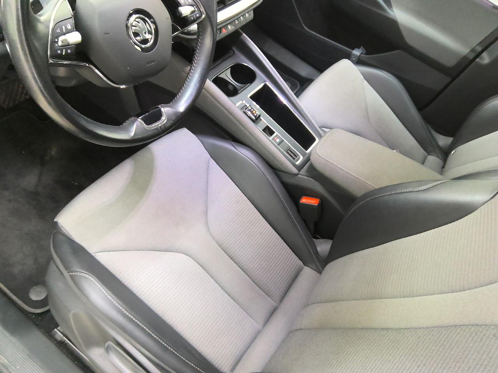 Foto 25 van Skoda Enyaq