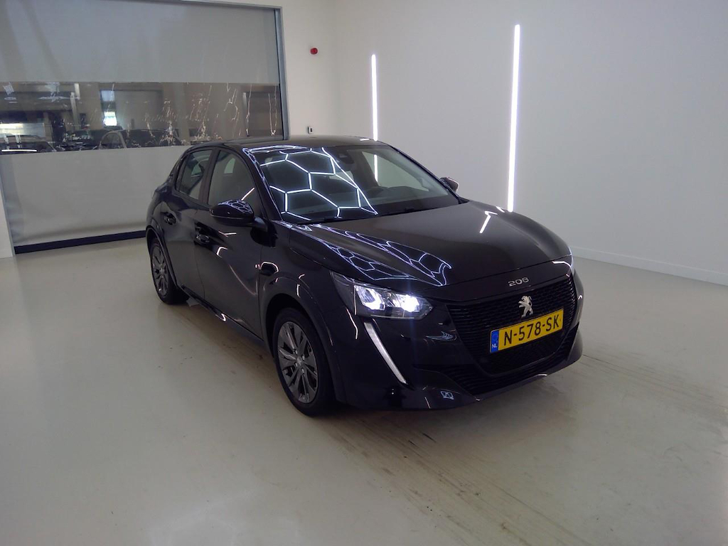 Foto 7 van Peugeot E-208