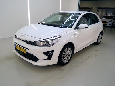 Kaufe KIA RIO bei Ayvens Carmarket