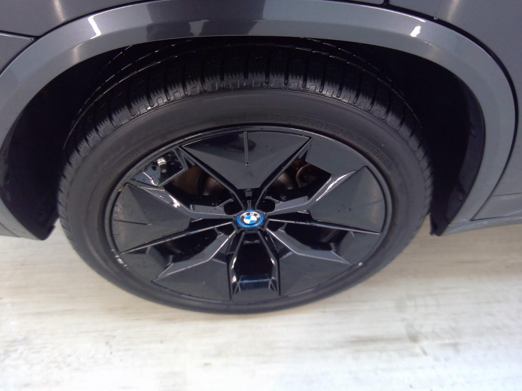 Foto 11 van BMW ix3