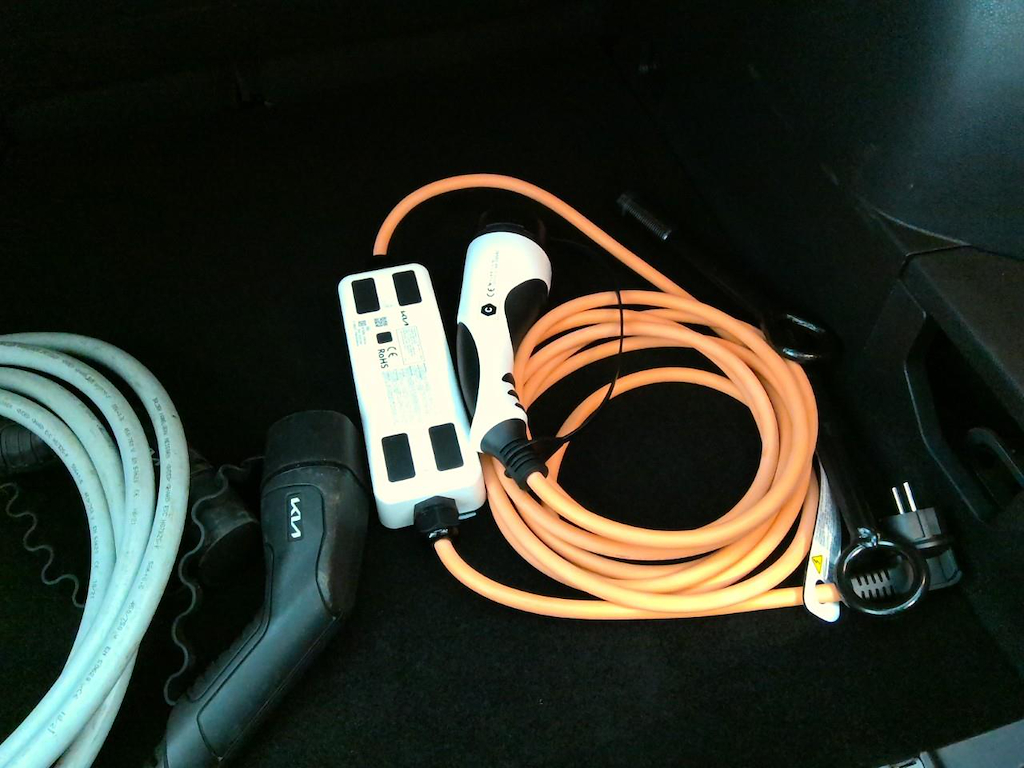 Foto 12 van Kia Niro