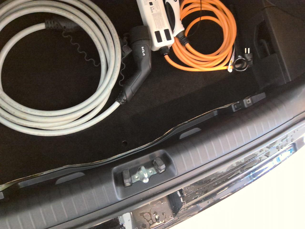 Foto 26 van Kia Niro