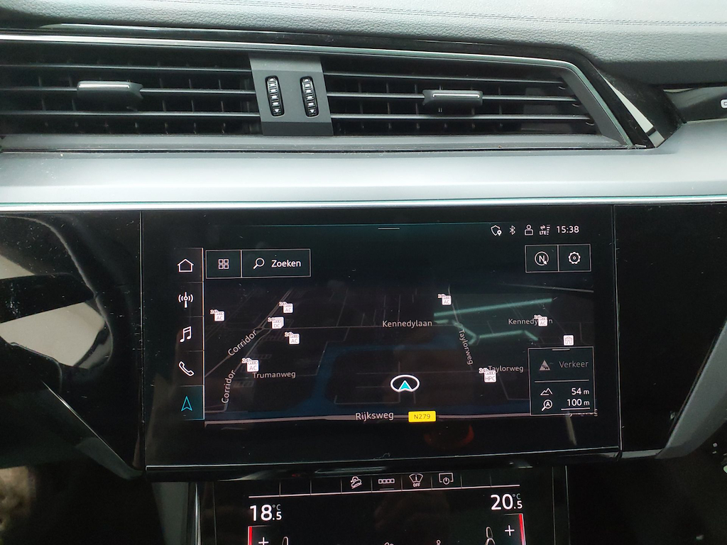 Foto 17 van Audi e-tron sportback