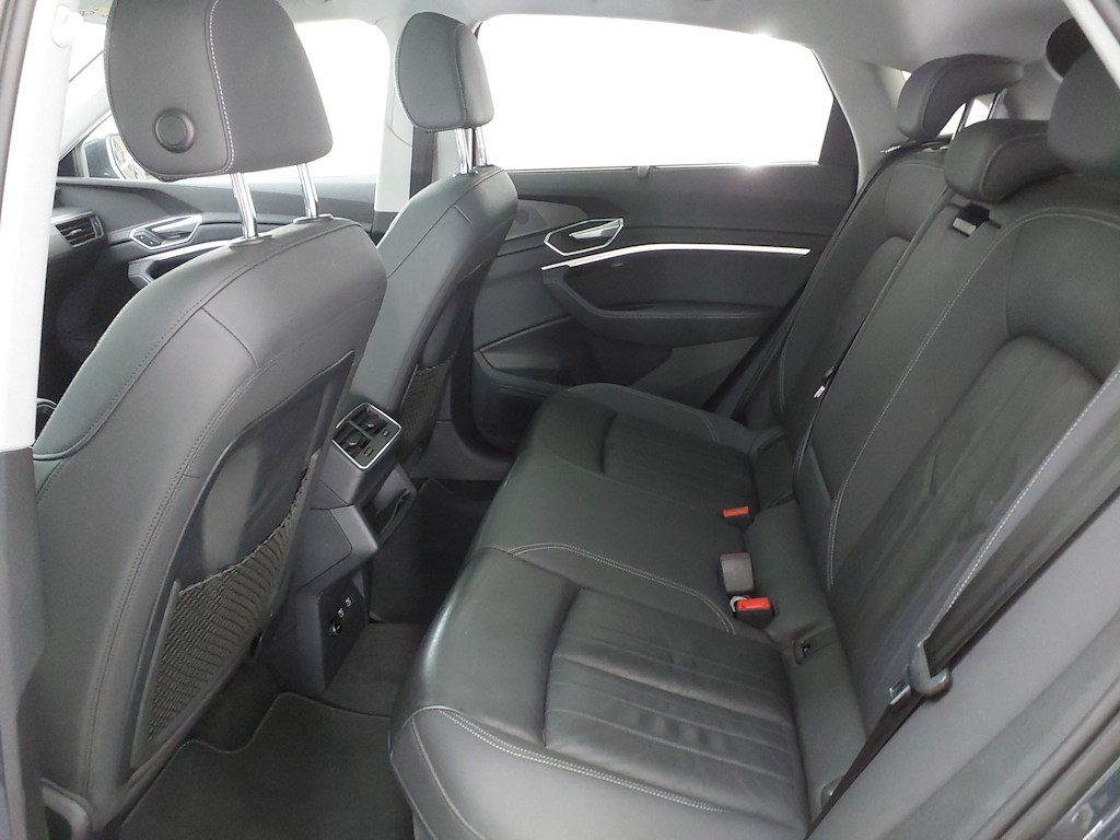 Foto 9 van Audi e-tron sportback