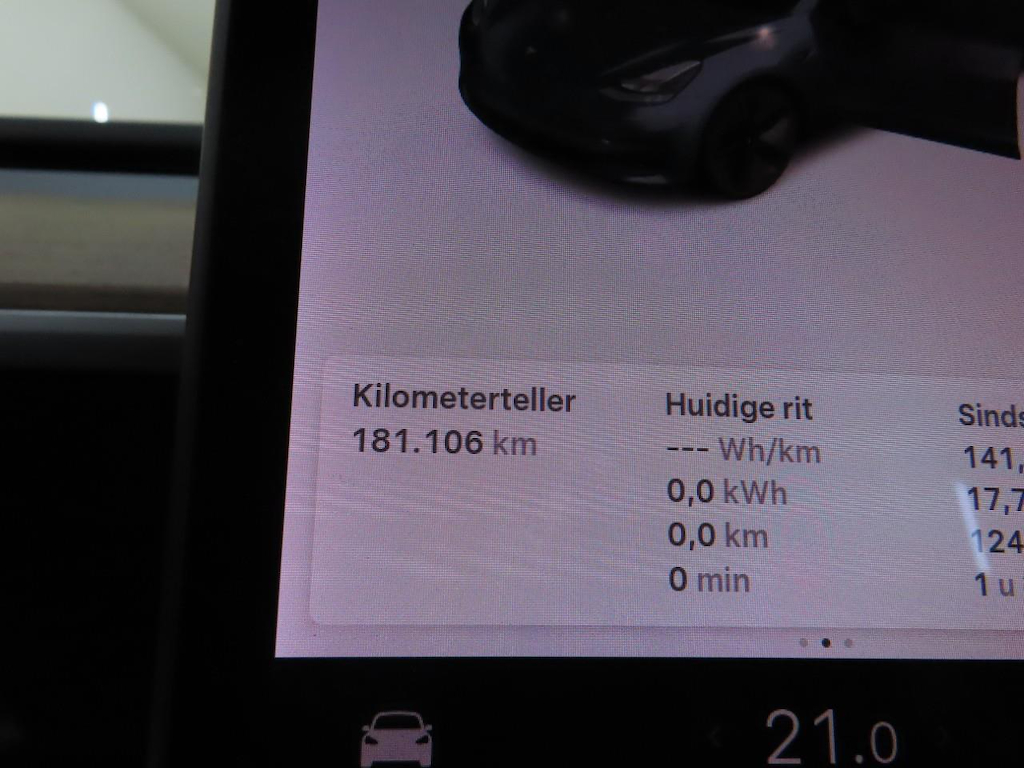 Foto 2 van Tesla Model 3