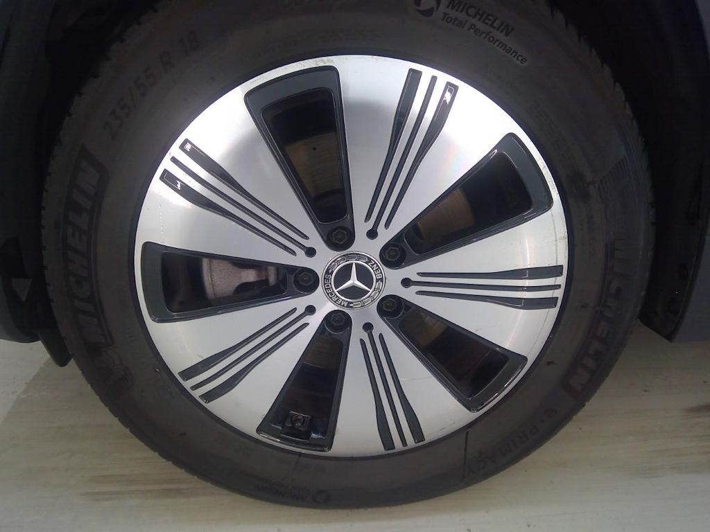 Foto 27 van Mercedes EQA