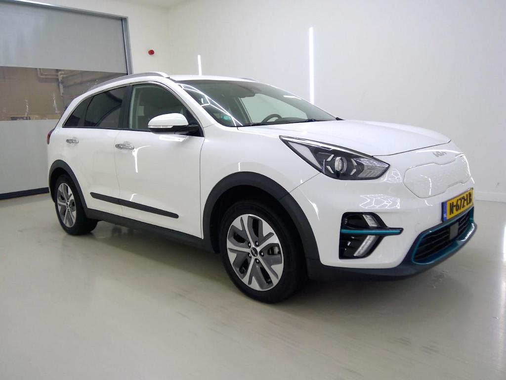 Foto 10 van Kia Niro