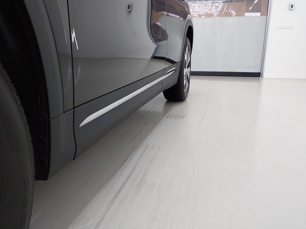Photo 21 of Mercedes EQA