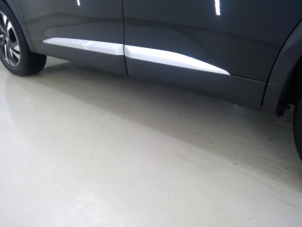 Foto 14 van Peugeot E-2008