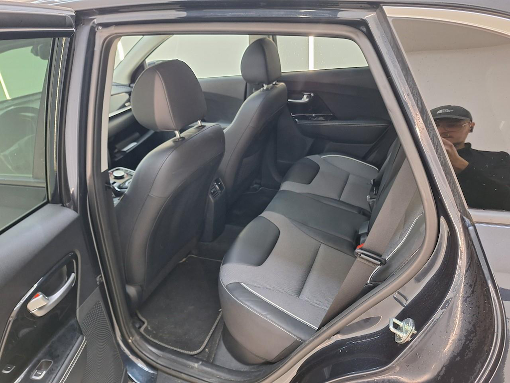 Foto 9 van Kia Niro